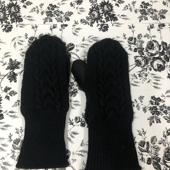 Women's Black mittens with leather patches sz S/M - Picture 1 of 5